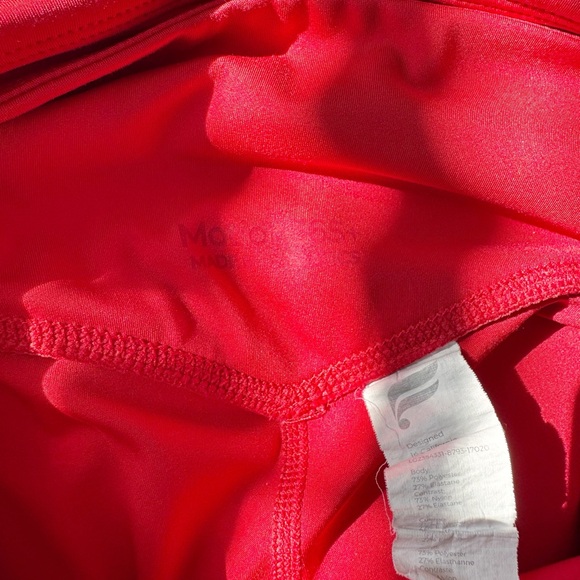 Fabletics Matching Set Red On the Go Sports Bra Small Leggings Motion 365 XS - Picture 6 of 11